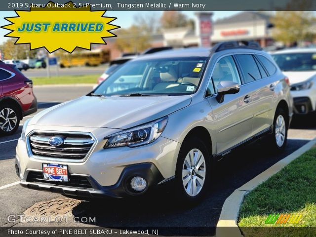 2019 Subaru Outback 2.5i Premium in Tungsten Metallic