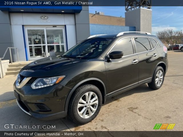 2016 Nissan Rogue SV AWD in Gun Metallic