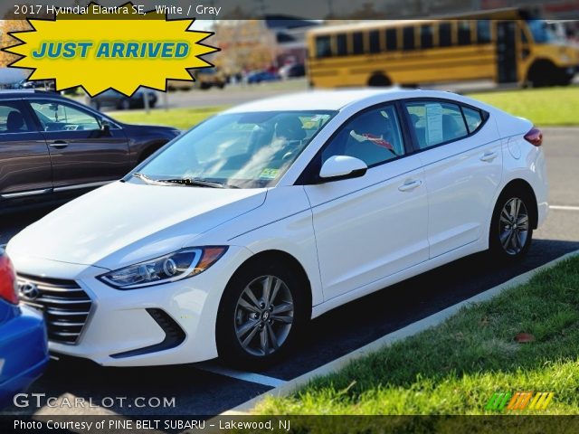 2017 Hyundai Elantra SE in White