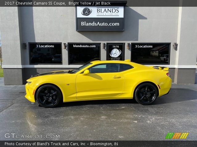 2017 Chevrolet Camaro SS Coupe in Bright Yellow