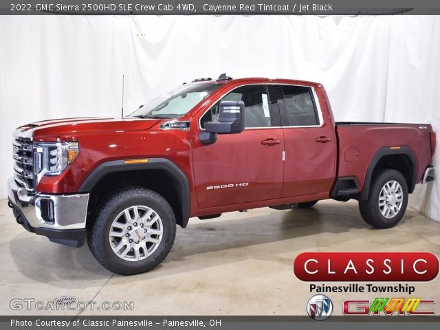 2022 GMC Sierra 2500HD SLE Crew Cab 4WD in Cayenne Red Tintcoat