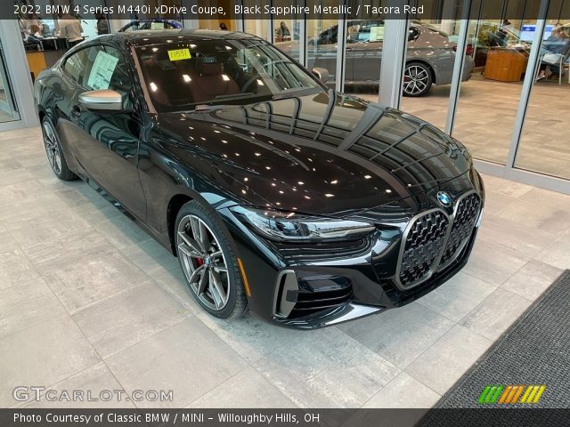 2022 BMW 4 Series M440i xDrive Coupe in Black Sapphire Metallic