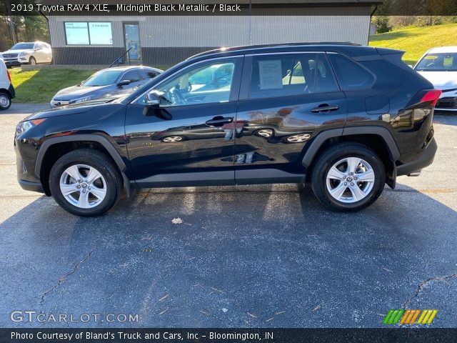 2019 Toyota RAV4 XLE in Midnight Black Metallic