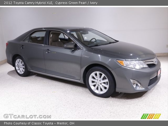 2012 Toyota Camry Hybrid XLE in Cypress Green Pearl