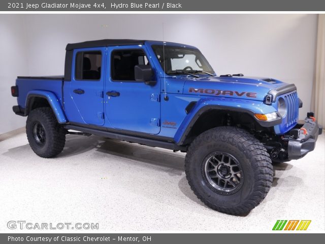 2021 Jeep Gladiator Mojave 4x4 in Hydro Blue Pearl