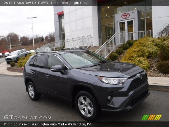 2019 Toyota RAV4 XLE AWD in Lunar Rock