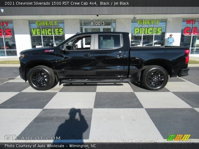2021 Chevrolet Silverado 1500 RST Crew Cab 4x4 in Black