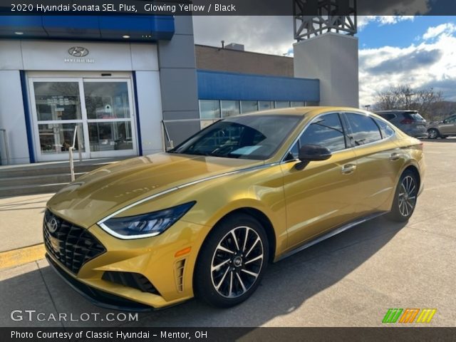 2020 Hyundai Sonata SEL Plus in Glowing Yellow