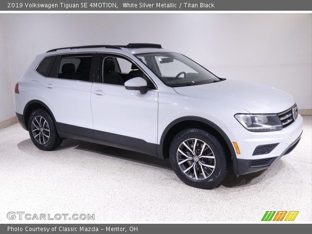 2019 Volkswagen Tiguan SE 4MOTION in White Silver Metallic