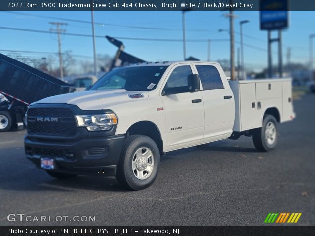 2022 Ram 3500 Tradesman Crew Cab 4x4 Chassis in Bright White