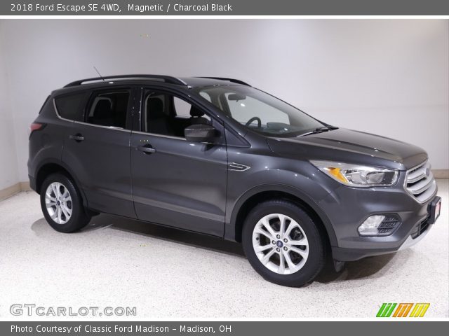 2018 Ford Escape SE 4WD in Magnetic