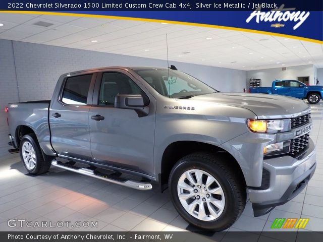 2022 Chevrolet Silverado 1500 Limited Custom Crew Cab 4x4 in Silver Ice Metallic