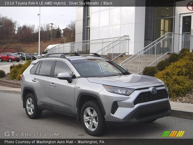 2019 Toyota RAV4 LE AWD Hybrid in Silver Sky Metallic