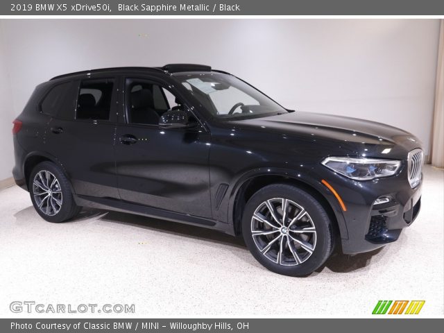 2019 BMW X5 xDrive50i in Black Sapphire Metallic