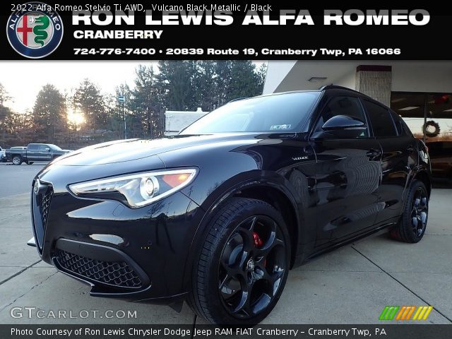 2022 Alfa Romeo Stelvio Ti AWD in Vulcano Black Metallic