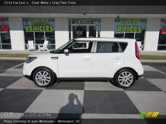 2019 Kia Soul + in Clear White