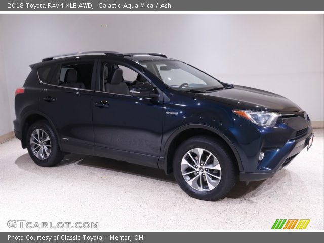 2018 Toyota RAV4 XLE AWD in Galactic Aqua Mica