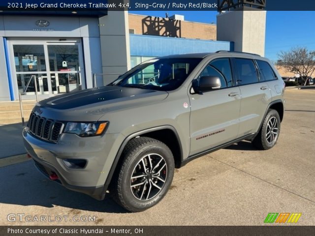 2021 Jeep Grand Cherokee Trailhawk 4x4 in Sting-Gray