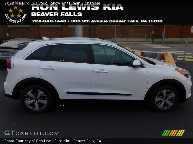 2022 Kia Niro LX Hybrid in Snow White Pearl
