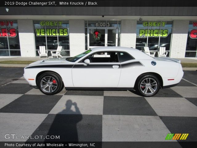 2019 Dodge Challenger SXT in White Knuckle
