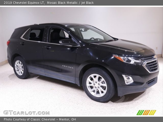 2019 Chevrolet Equinox LT in Mosaic Black Metallic