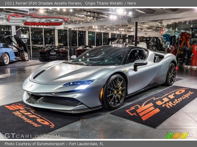 2021 Ferrari SF90 Stradale Assetto Fiorano in Grigio Titanio Metallic