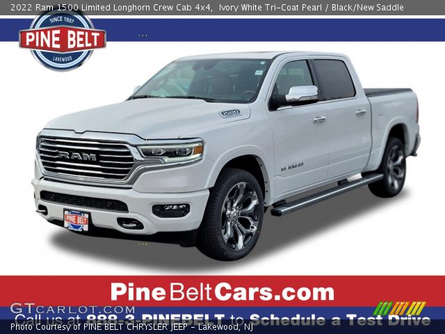 2022 Ram 1500 Limited Longhorn Crew Cab 4x4 in Ivory White Tri-Coat Pearl
