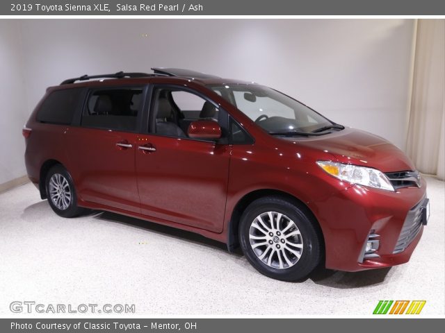 2019 Toyota Sienna XLE in Salsa Red Pearl