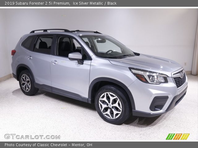 2019 Subaru Forester 2.5i Premium in Ice Silver Metallic