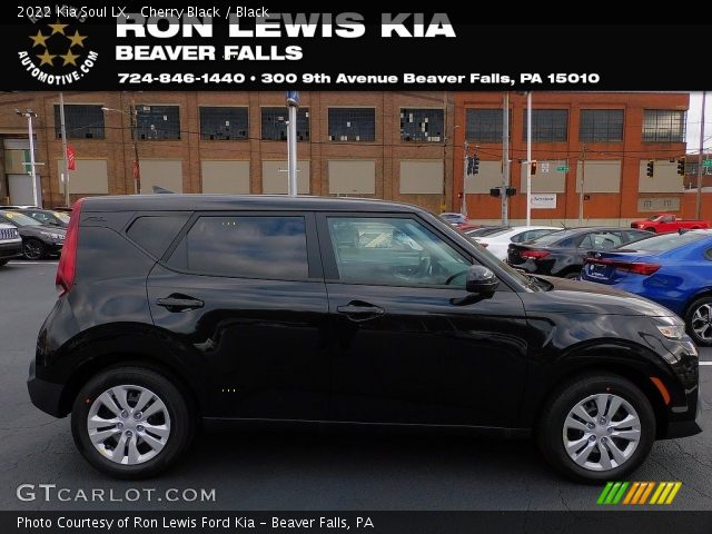 2022 Kia Soul LX in Cherry Black