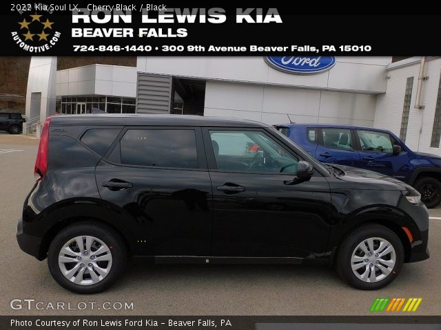 2022 Kia Soul LX in Cherry Black