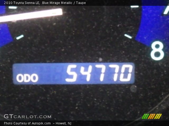 2010 Toyota Sienna LE in Blue Mirage Metallic