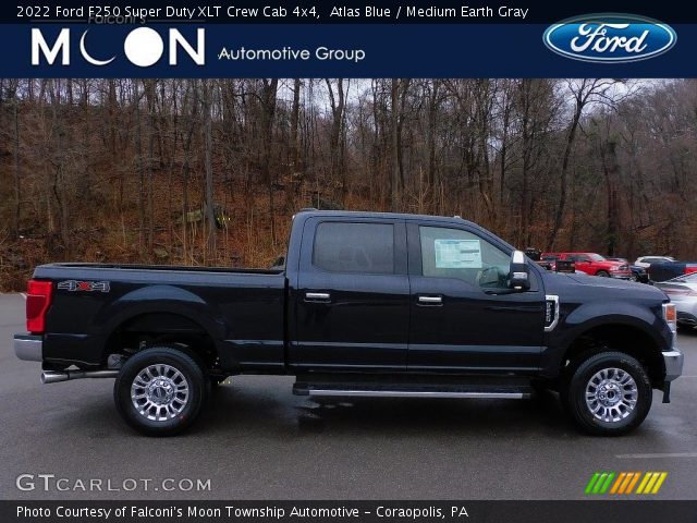 2022 Ford F250 Super Duty XLT Crew Cab 4x4 in Atlas Blue