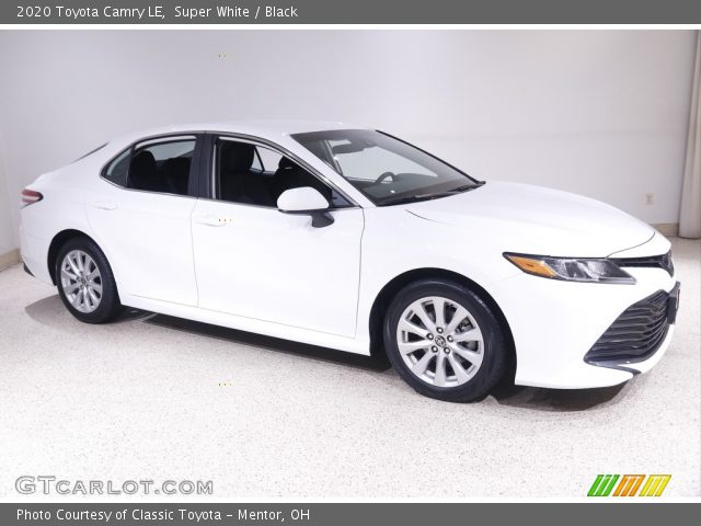 2020 Toyota Camry LE in Super White