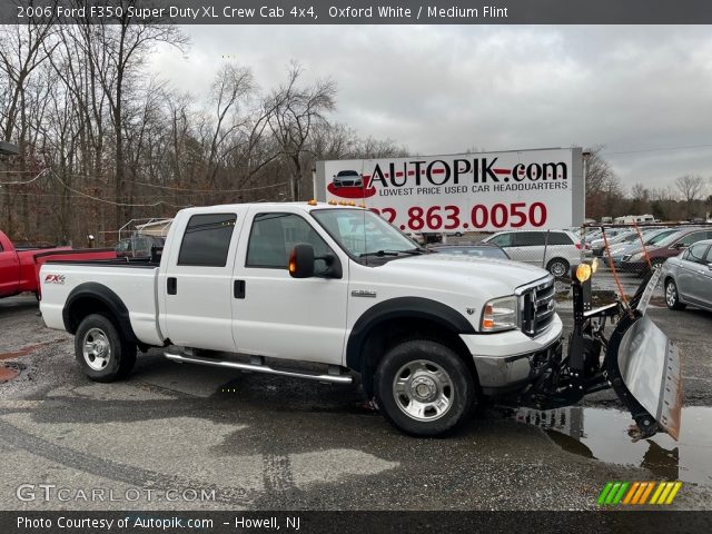 2006 Ford F350 Super Duty XL Crew Cab 4x4 in Oxford White