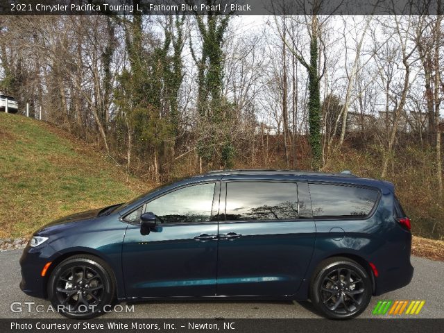 2021 Chrysler Pacifica Touring L in Fathom Blue Pearl