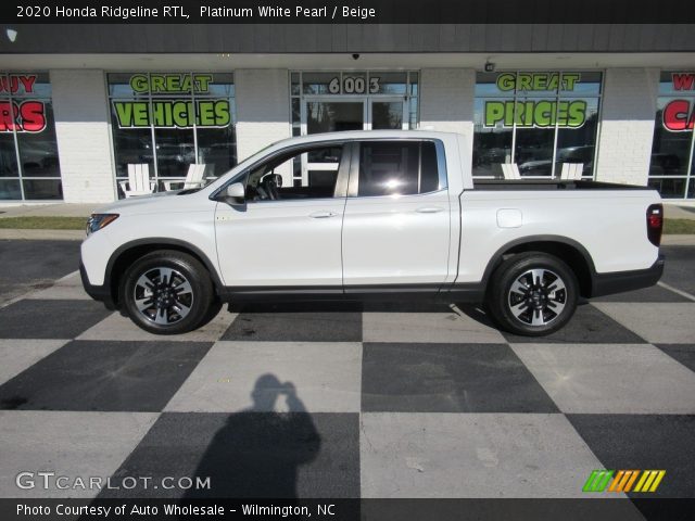 2020 Honda Ridgeline RTL in Platinum White Pearl