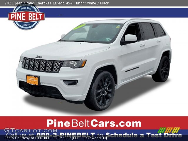 2021 Jeep Grand Cherokee Laredo 4x4 in Bright White