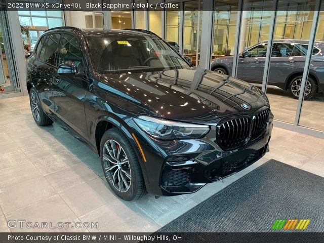 2022 BMW X5 xDrive40i in Black Sapphire Metallic