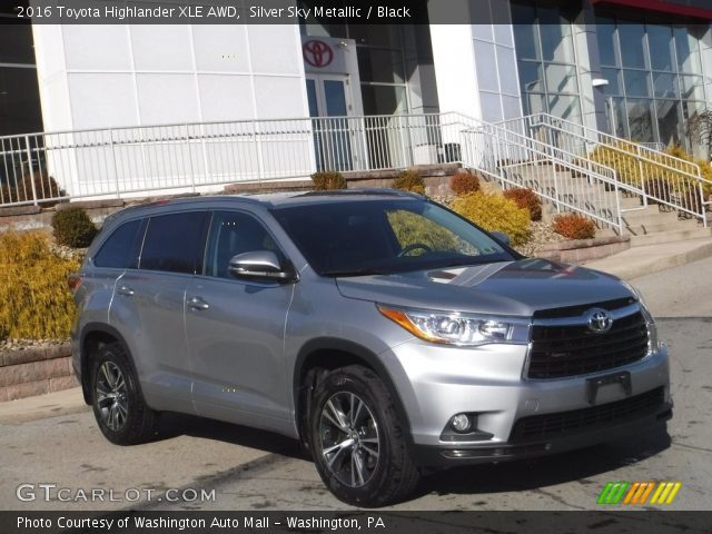 2016 Toyota Highlander XLE AWD in Silver Sky Metallic