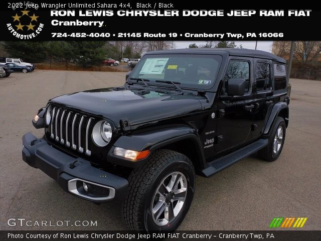 2022 Jeep Wrangler Unlimited Sahara 4x4 in Black