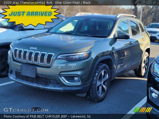 2020 Jeep Cherokee Limited 4x4 in Olive Green Pearl