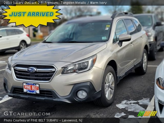 2019 Subaru Outback 2.5i Premium in Tungsten Metallic