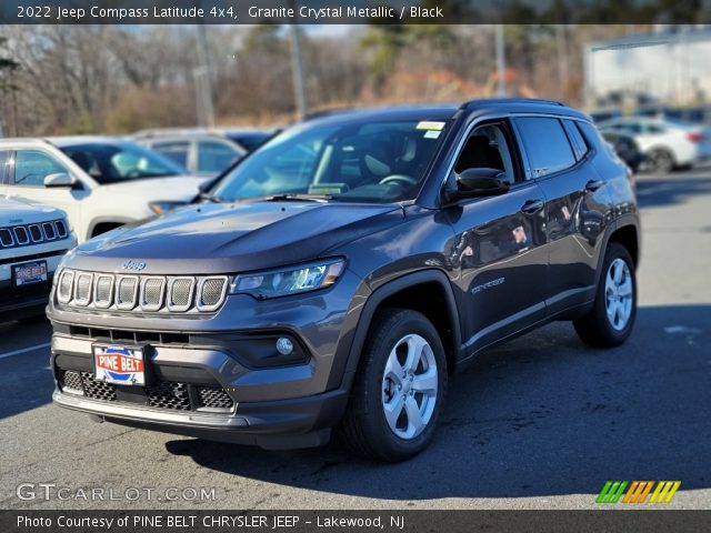 2022 Jeep Compass Latitude 4x4 in Granite Crystal Metallic