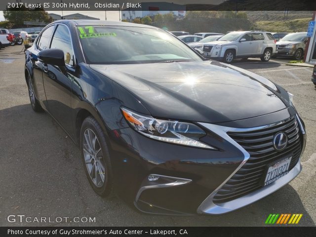 2017 Lexus ES 300h Hybrid in Obsidian