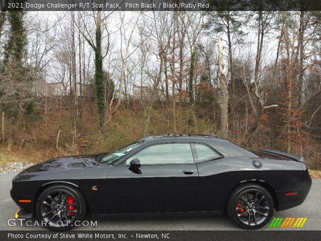 2021 Dodge Challenger R/T Scat Pack in Pitch Black
