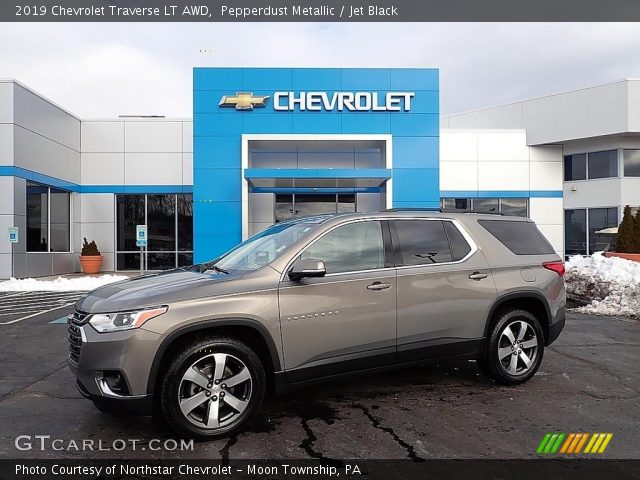 2019 Chevrolet Traverse LT AWD in Pepperdust Metallic