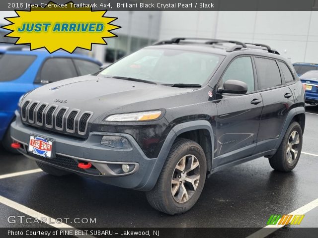 2016 Jeep Cherokee Trailhawk 4x4 in Brilliant Black Crystal Pearl