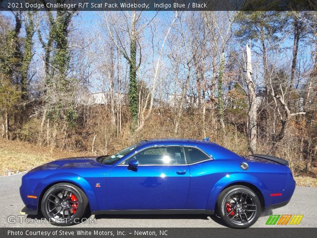 2021 Dodge Challenger R/T Scat Pack Widebody in Indigo Blue