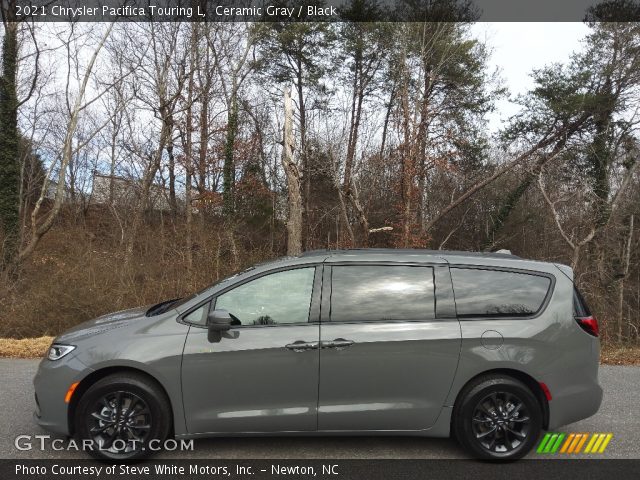 2021 Chrysler Pacifica Touring L in Ceramic Gray